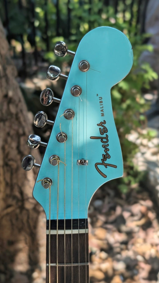 Fender Malibu Player AQS WN