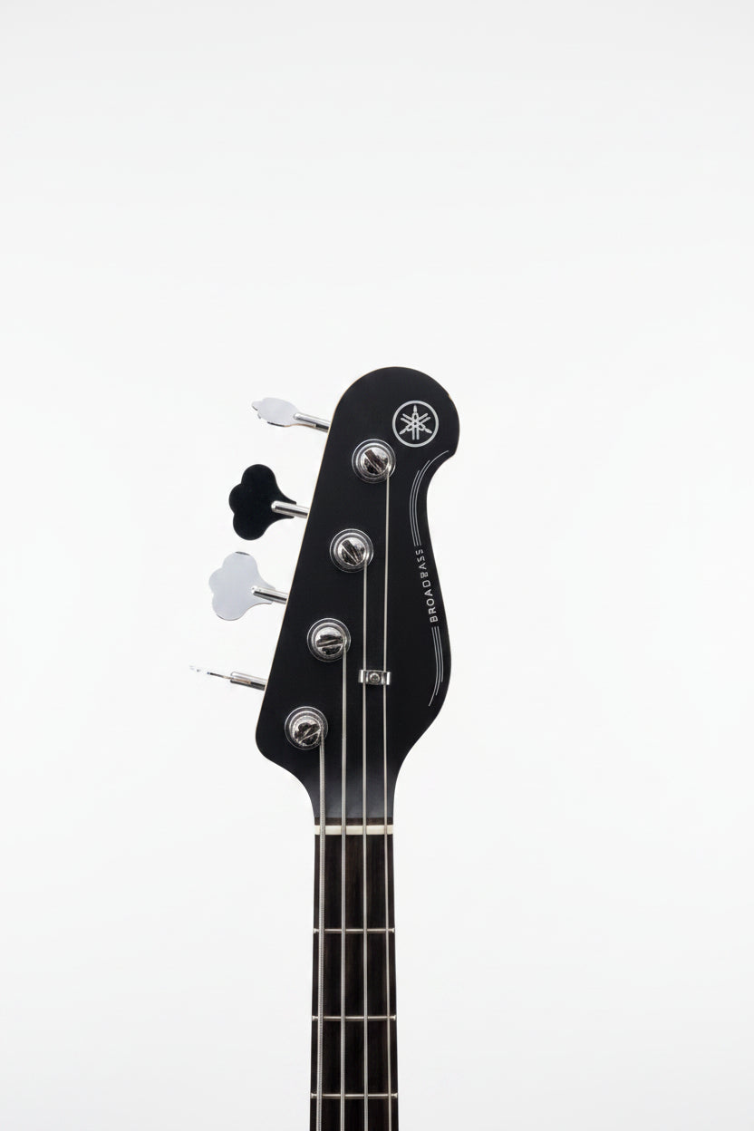 Yamaha BB234 4-String Electric Bass Guitar (Used)