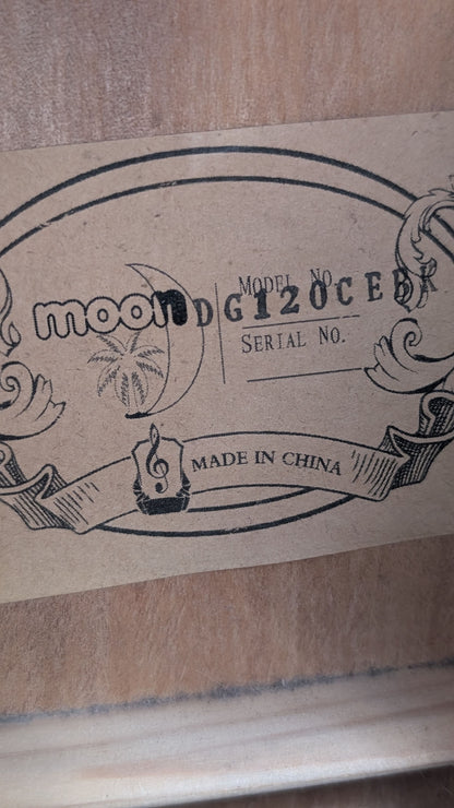 Moon Guitar